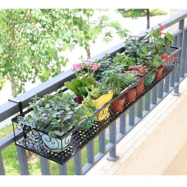 kệ cây cảnh bằng sắt