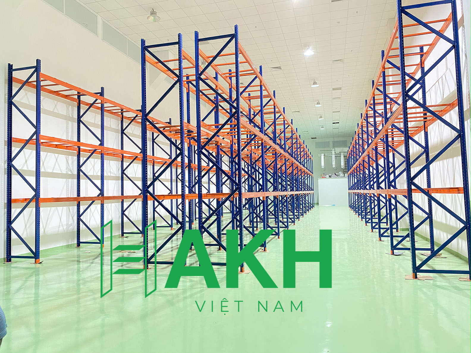 Dự kệ công nghiêp chứa pallet để trong kho nguyên liệu được phẩm BigFA - Phân Kho 1