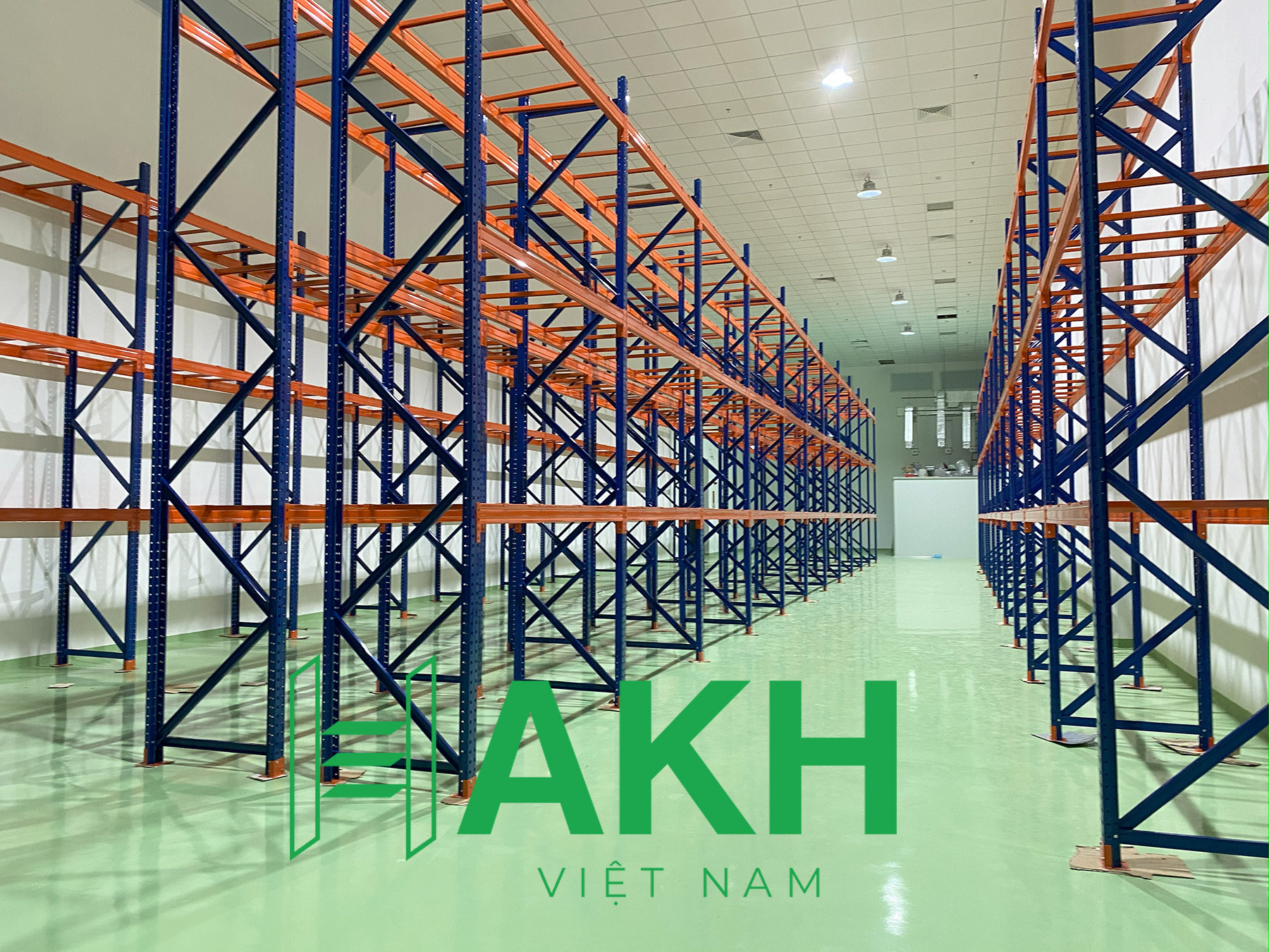 Dự kệ công nghiêp chứa pallet để trong kho nguyên liệu được phẩm BigFA - Phân Kho 1