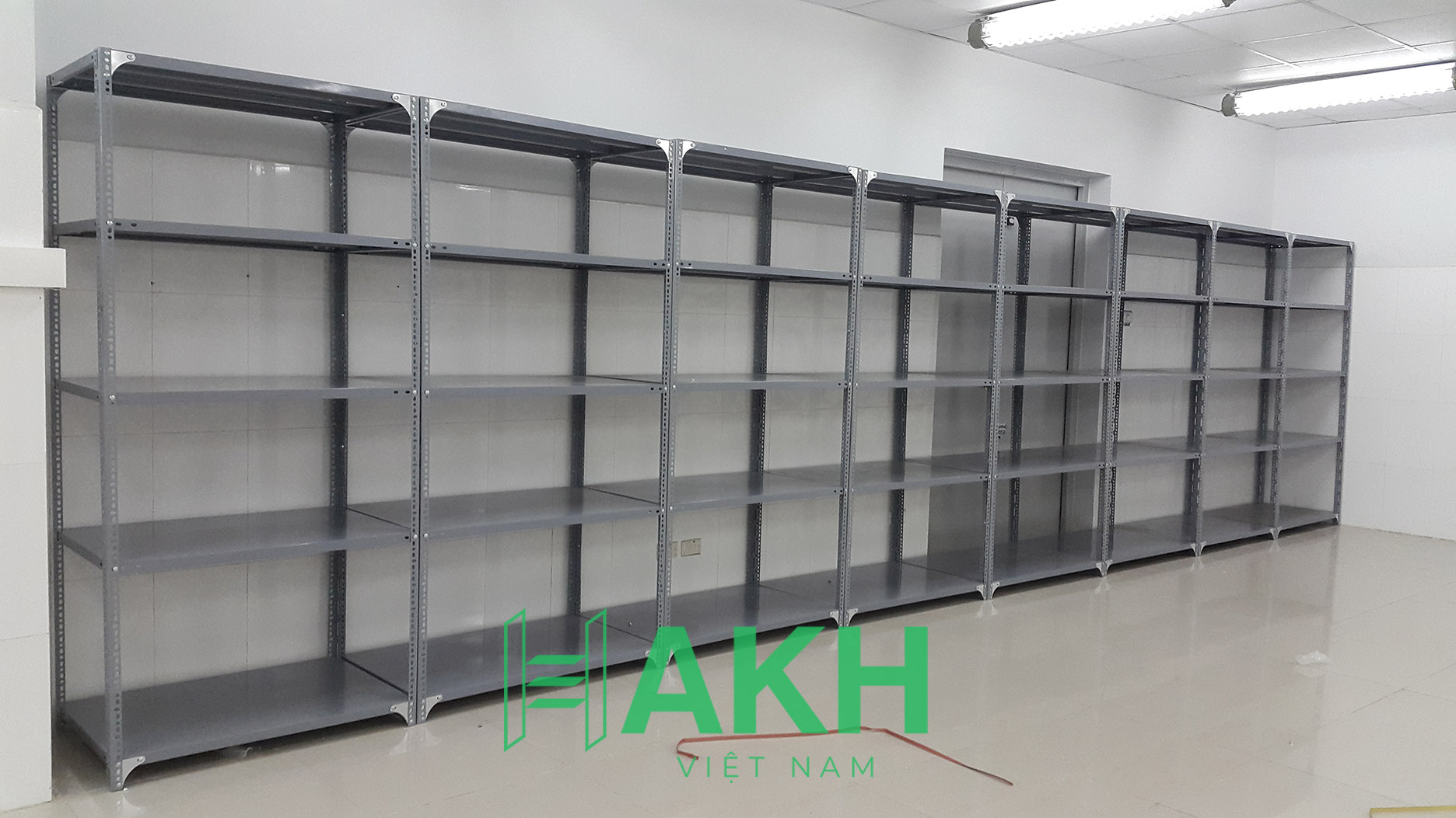 Kệ sắt v lỗ 5 tầng lắp ghép đa năng